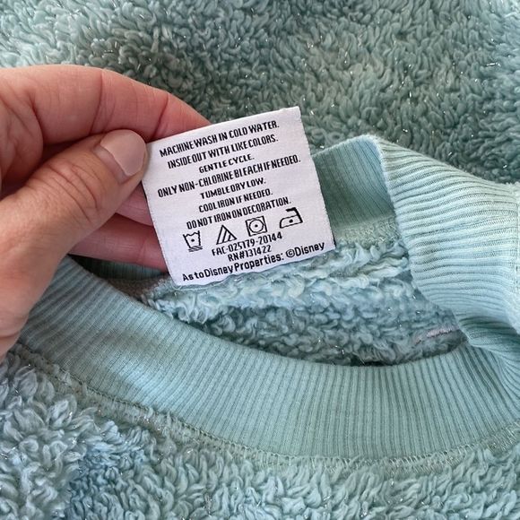 Disney Parks WDW Aqua Teal Turquoise Fluffy Sherpa Spirit Jersey Kids Sz Large - Picture 10 of 14